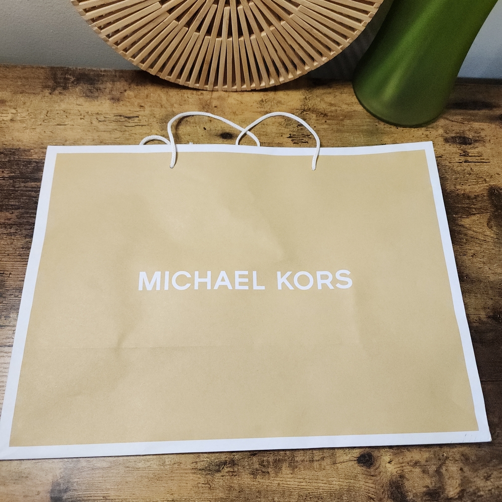 Michael Kors Tan Shopping Bag- M